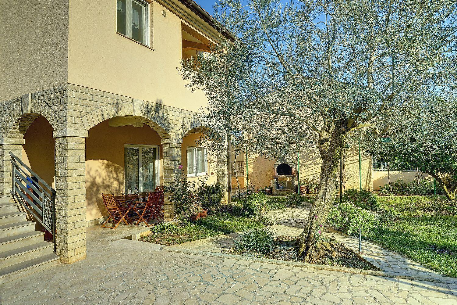 Apartment Ljuba بولا المظهر الخارجي الصورة